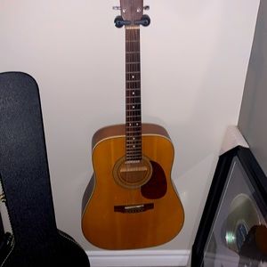 Acoustic Guitar